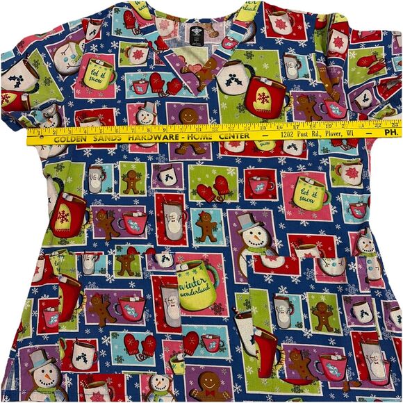 Med Couture Christmas Holiday Winter Women L Scrub Top 100% Cotton RN 64794 - Picture 3 of 9